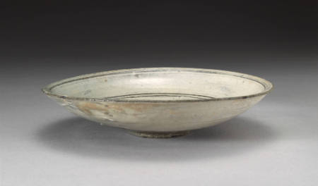 Dish with brushed design, Buncheong ware