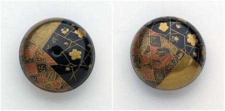 Manju netsuke decorated with textile pattern