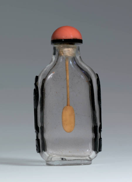 Snuff bottle