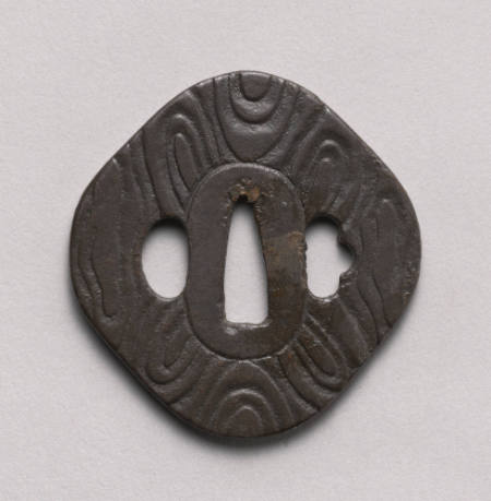 Tsuba with patterning