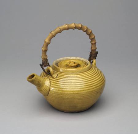 Kisetoware Teapot