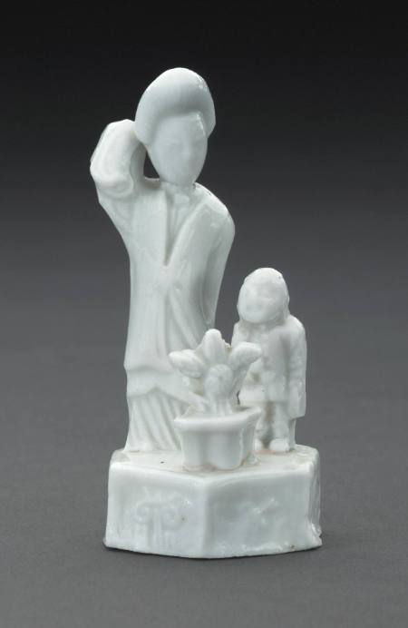 Figure of mother and child