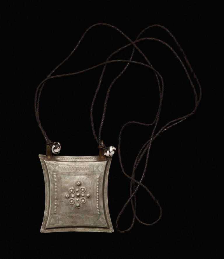 Amulet (tcherow)