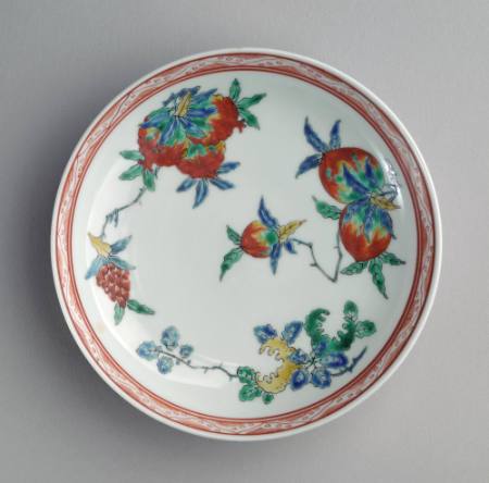 Dish with design of pomegranates, Buddha's-hand citron and lichees, Kakiemon ware