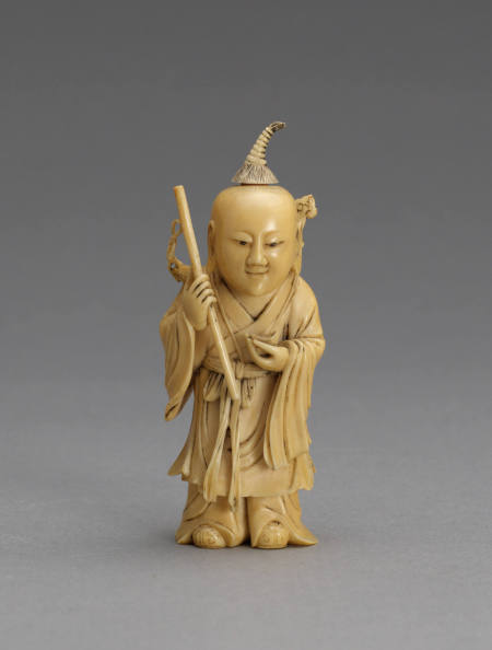 Snuff bottle in the form of a youthful warrior