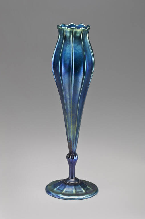 Favrile vase