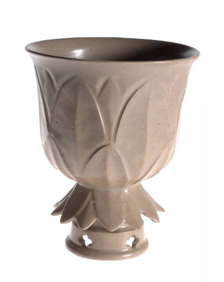 Carved celadon pedestal cup