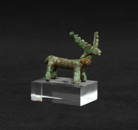 Belt pendant in the form of a stag