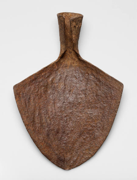Currency (spade-shaped)