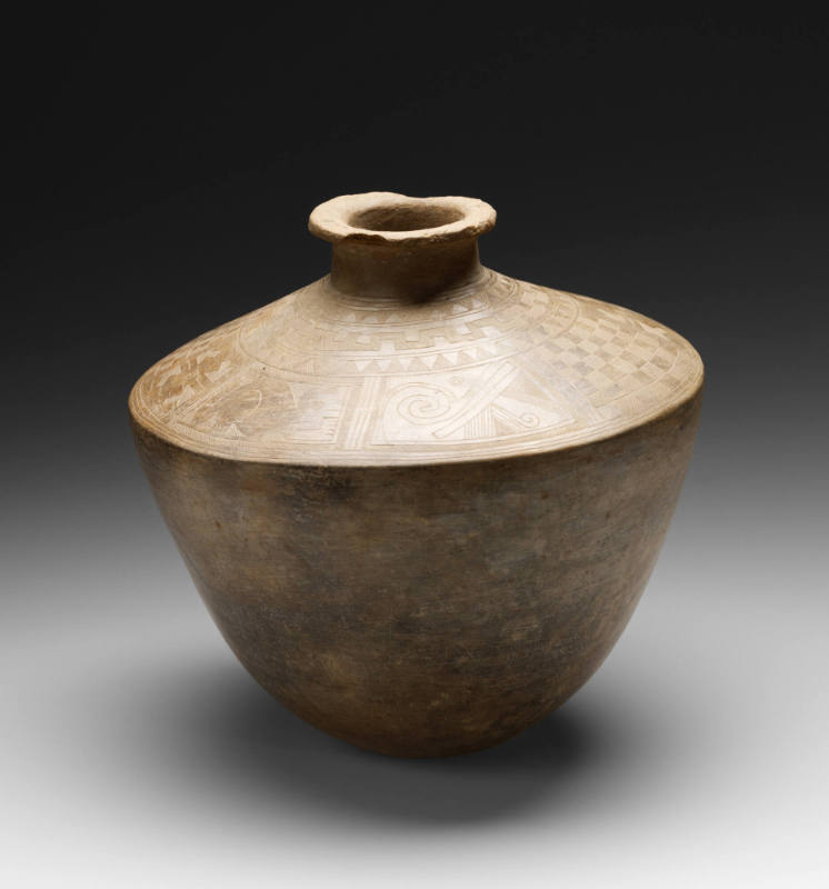 Wide-rimmed vessel