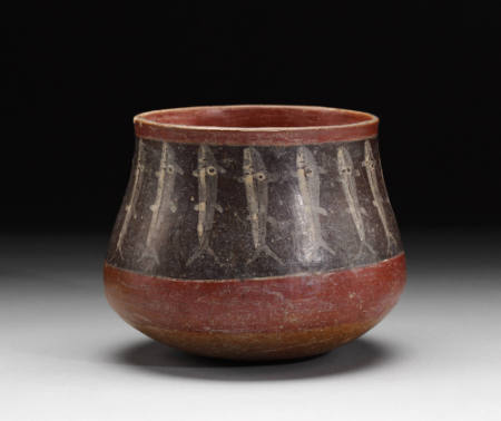 Bowl with fish or whales