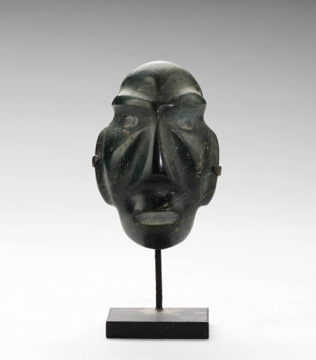 Pendant in the form of a human head