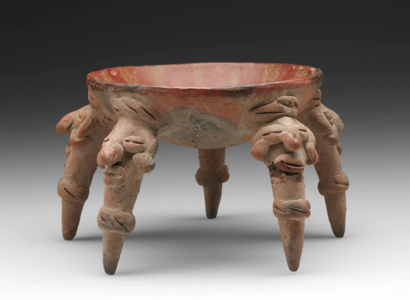 Five-legged bowl