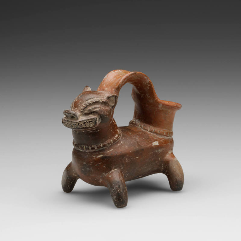 Animal effigy vessel