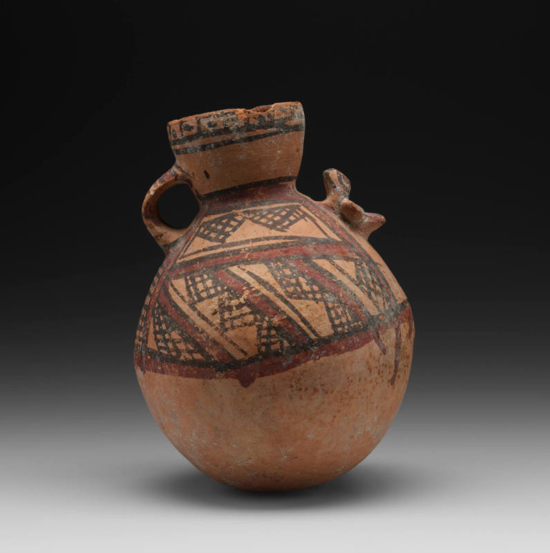 Vessel with birds and abstract decorations