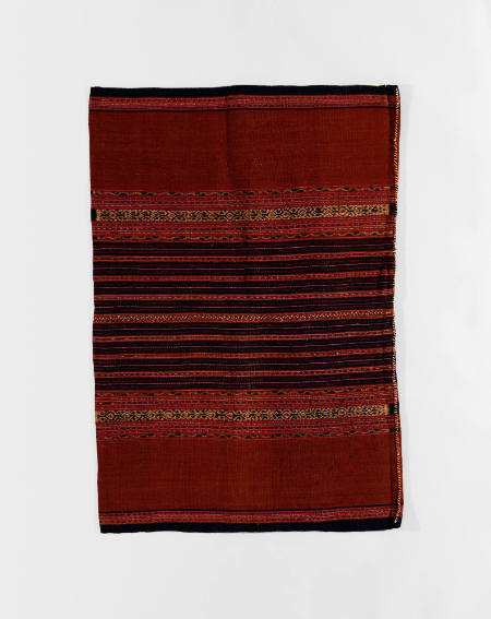 Tais (child's tubular body-wrapper)