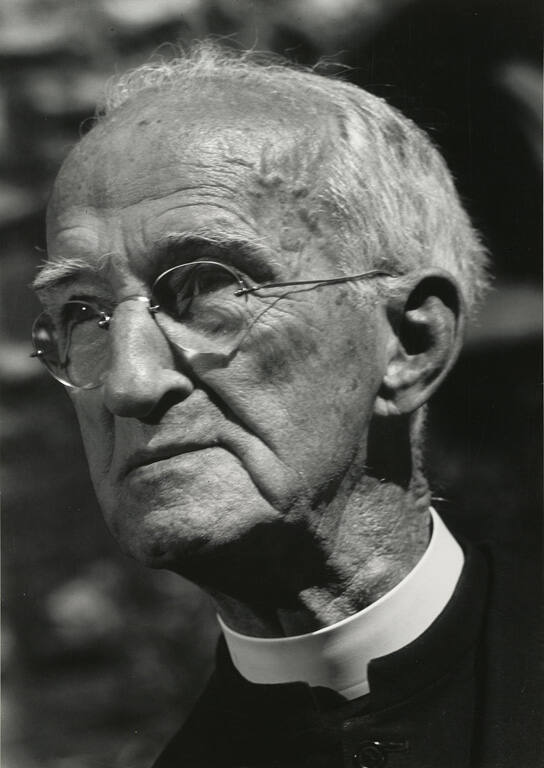 [Oldest Jesuit: Rev. Laurence J. Kenny, S.J., who was 91 on Columbus Day, 1955, has served longer in the classroom than any other American Jesuit]