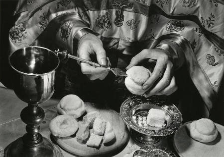 [The Holy Eucharist shown under the species of both bread and wine]