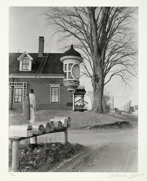 House, Belfast, Along Route 1