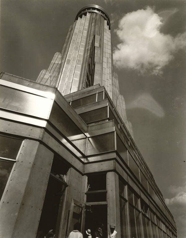 [Top of Empire State building]