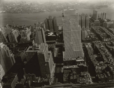 [Daily News Building, 220 East 42nd Street]