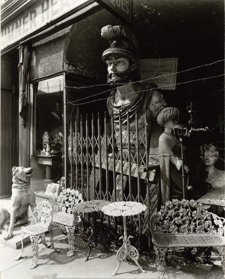 [Sumner Healey Antique Shop, 942 Third Avenue]