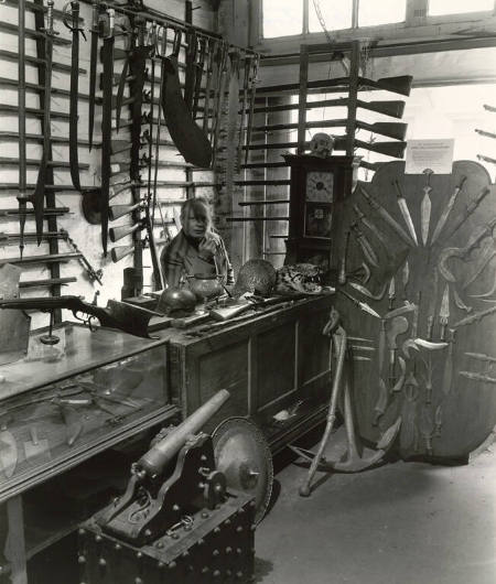 [Robert Hendrickson, gunsmith, 22 Christopher Street]