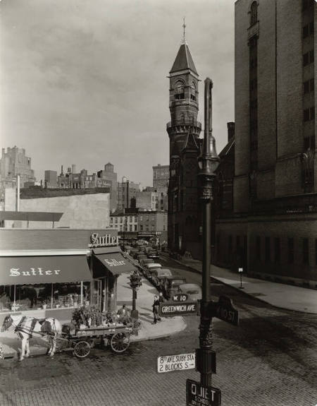[Greenwich Avenue and West 10th Street]