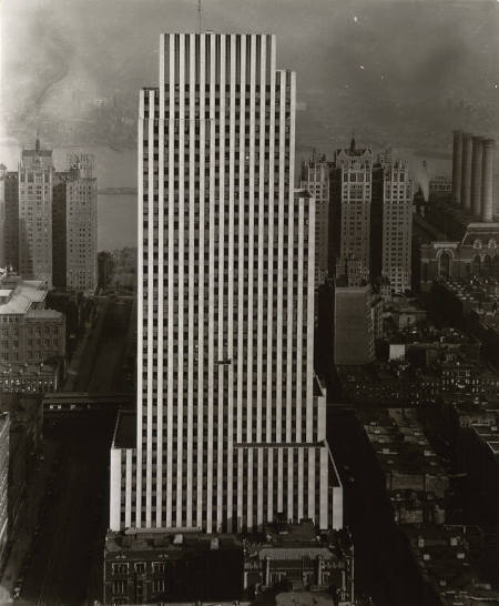 Daily News Building