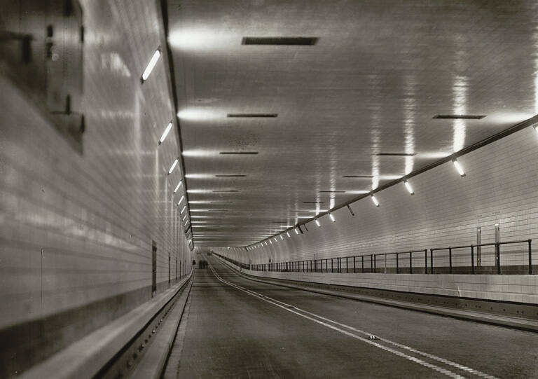 [Tunnel]