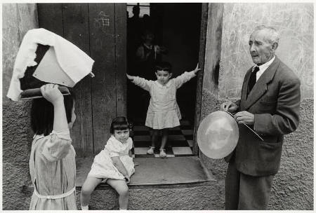 Rue de Grenade, Espagne, from the portfolio Edouard Boubat