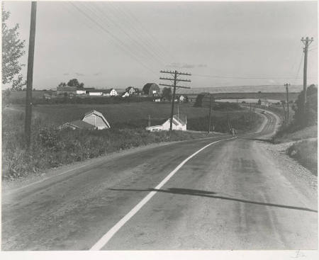 [Country road, barns and buildings, between Houlton and Presque Isle, Maine]