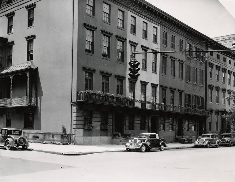 [Maryland rowhouses with iron balconies]