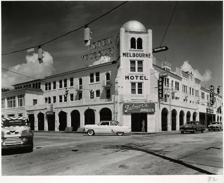[Melbourne Hotel, Melbourne Florida], from the series Route 1