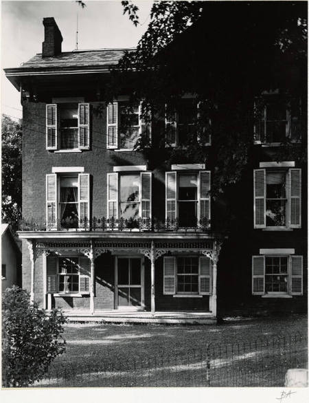 [Brick house]