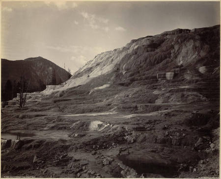 Pulpit Terrace and Bunsen Peak