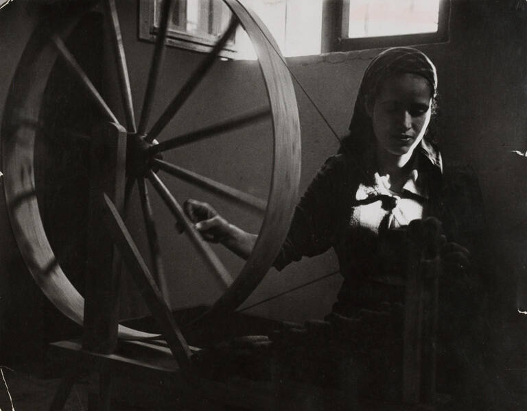 [Iraqi girl spinning yarn in Marks and Spencer Factory, Israel]