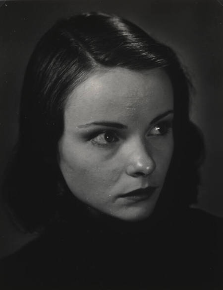 Theater: Portrait of Jean Pearson