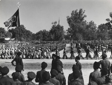 [Members of the newly formed Pakistani Security Guard march past troops of the Pakistani Army during a military parade, West Punjab, Pakistan]