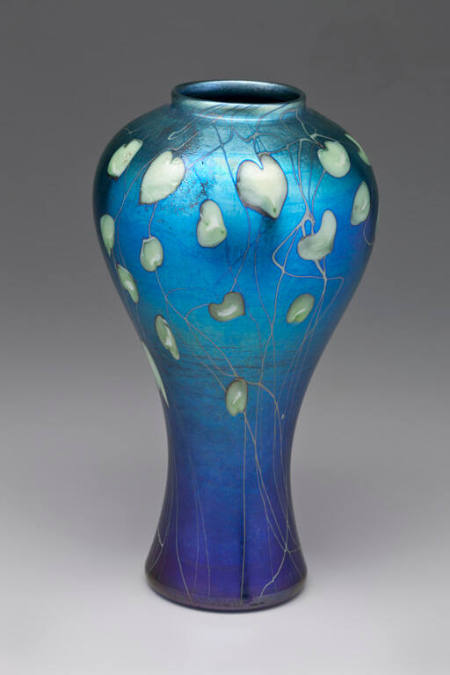 Vase, with Leaf Design