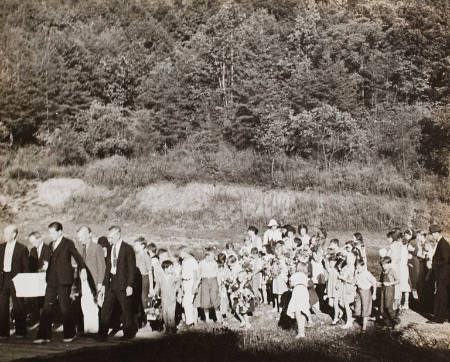 Funeral of a child, the South