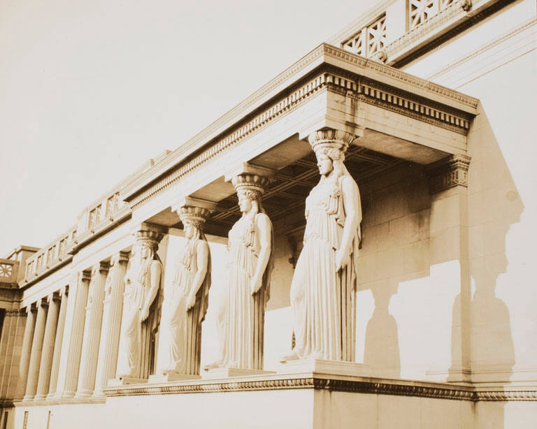 Four Greek figures in frieze, Chicago