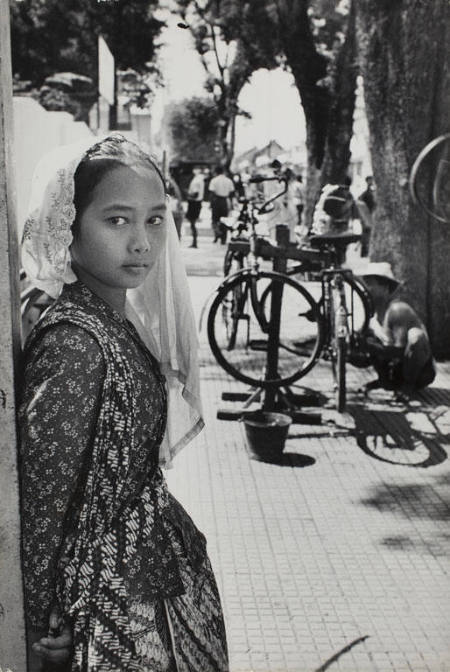Girl on street, Java