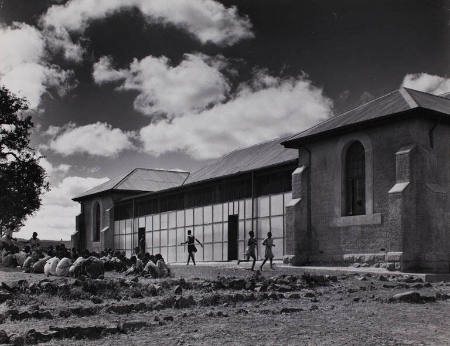 [Schoolchildren gathered in an open-air class, Serowe, Botswana]