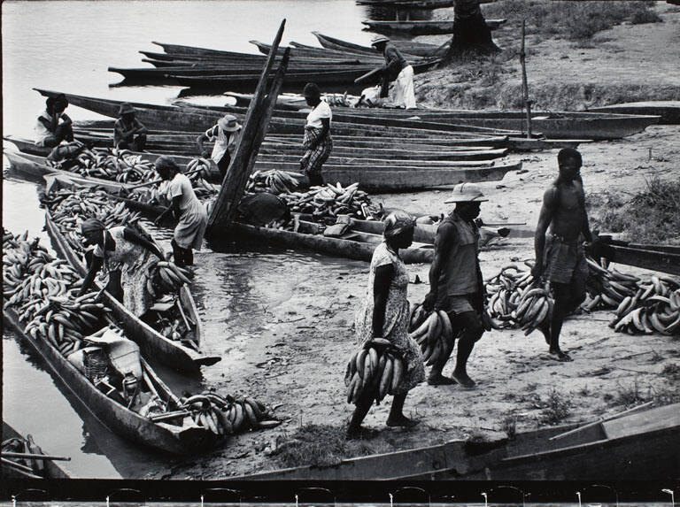 Schweitzer: A Man of Mercy (people unloading bananas from boats)