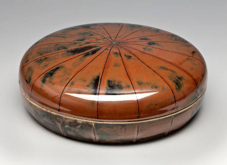 Lidded bowl