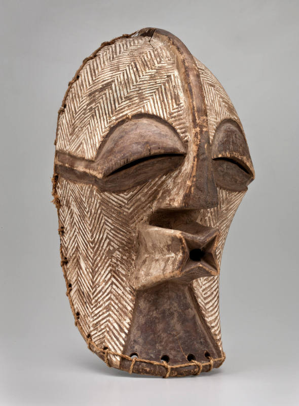 Female kifwebe mask