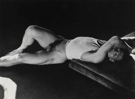 Nude reclining, Mel Fillini