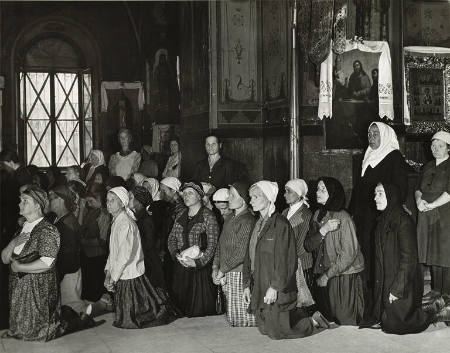 [Worshippers in New Orthodox Church, Moscow]